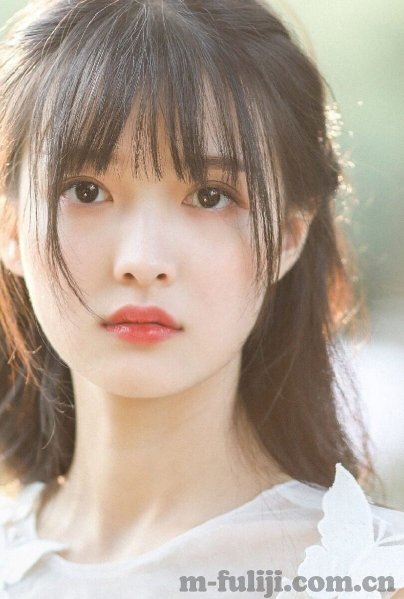 人妻互换精品一区二区-人妻互换，一区二区的微妙平衡与情感探索